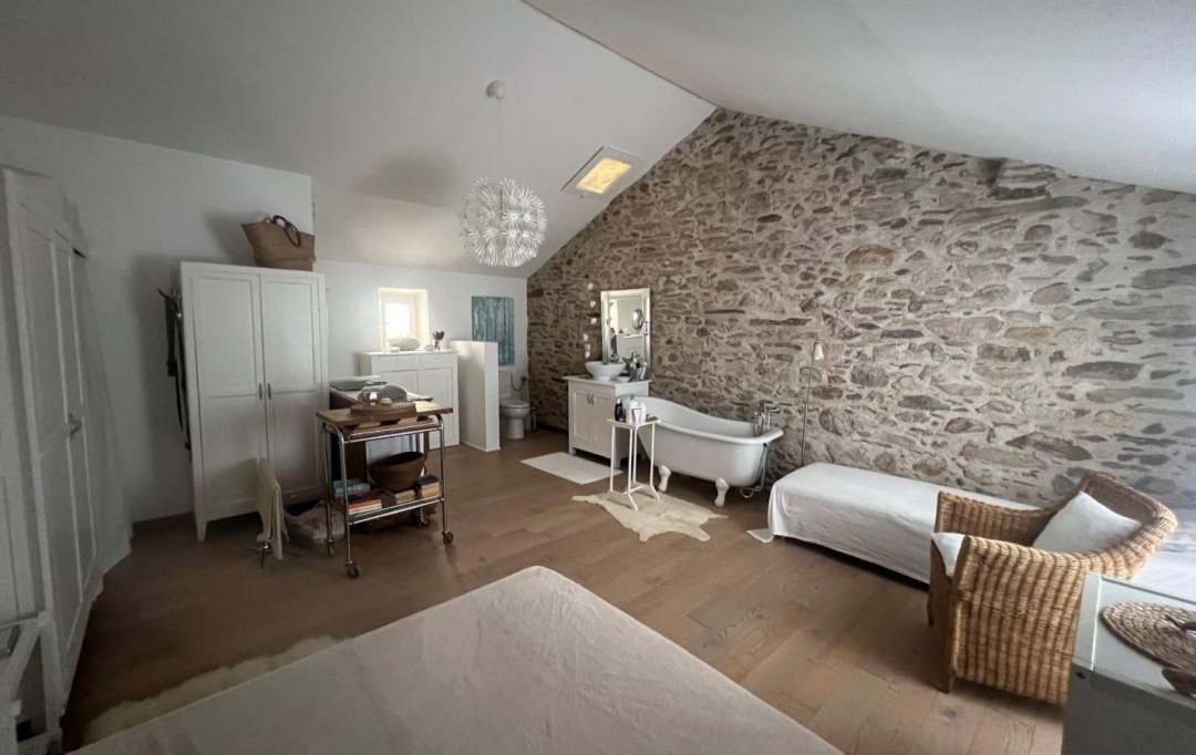 KARIN IMMOBILIER : House | SAINT-MARTIN-DE-L'ARCON (34390) | 50 m2 | 145 000 € 