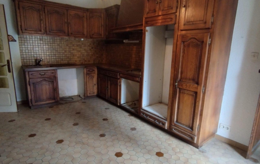 KARIN IMMOBILIER : House | RIOLS (34220) | 218 m2 | 143 000 € 