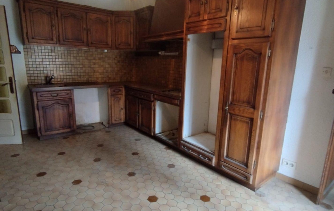 KARIN IMMOBILIER : Maison / Villa | RIOLS (34220) | 218 m2 | 143 000 € 