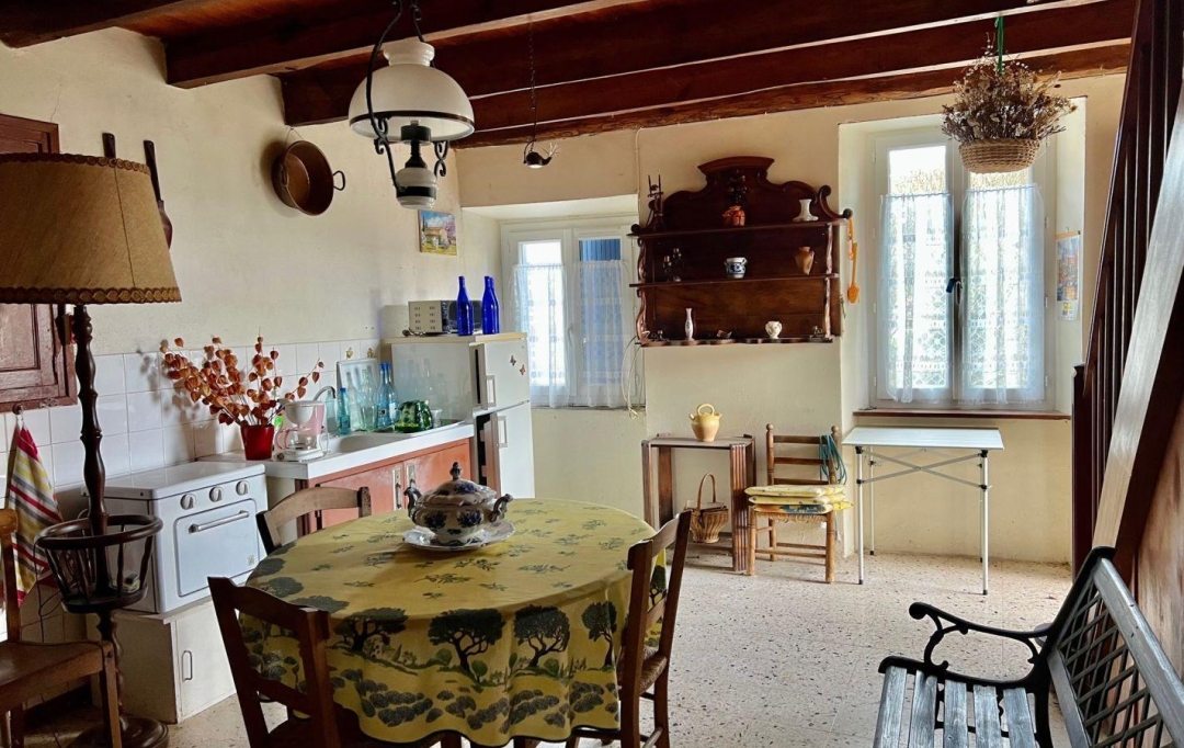 KARIN IMMOBILIER : Maison / Villa | SAINT-PONS-DE-THOMIERES (34220) | 131 m2 | 110 000 € 