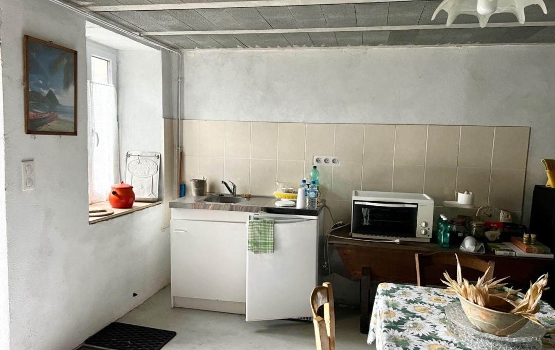 KARIN IMMOBILIER : Maison / Villa | SAINT-PONS-DE-THOMIERES (34220) | 131 m2 | 110 000 € 