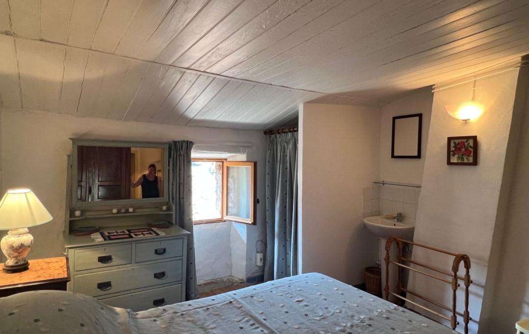 KARIN IMMOBILIER : House | OLARGUES (34390) | 70 m2 | 85 000 € 