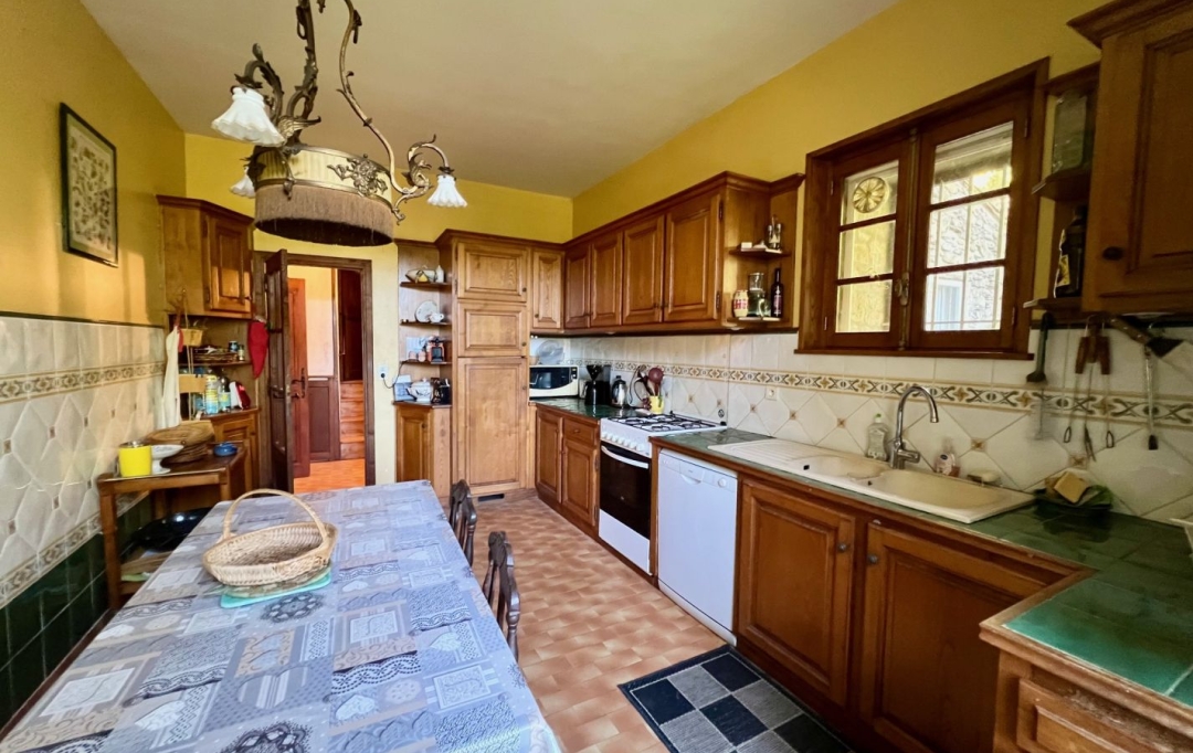 KARIN IMMOBILIER : Maison / Villa | SAINT-PONS-DE-THOMIERES (34220) | 204 m2 | 350 000 € 